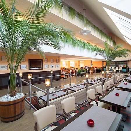 זלקרוס Art Hotel Superior מראה חיצוני תמונה
