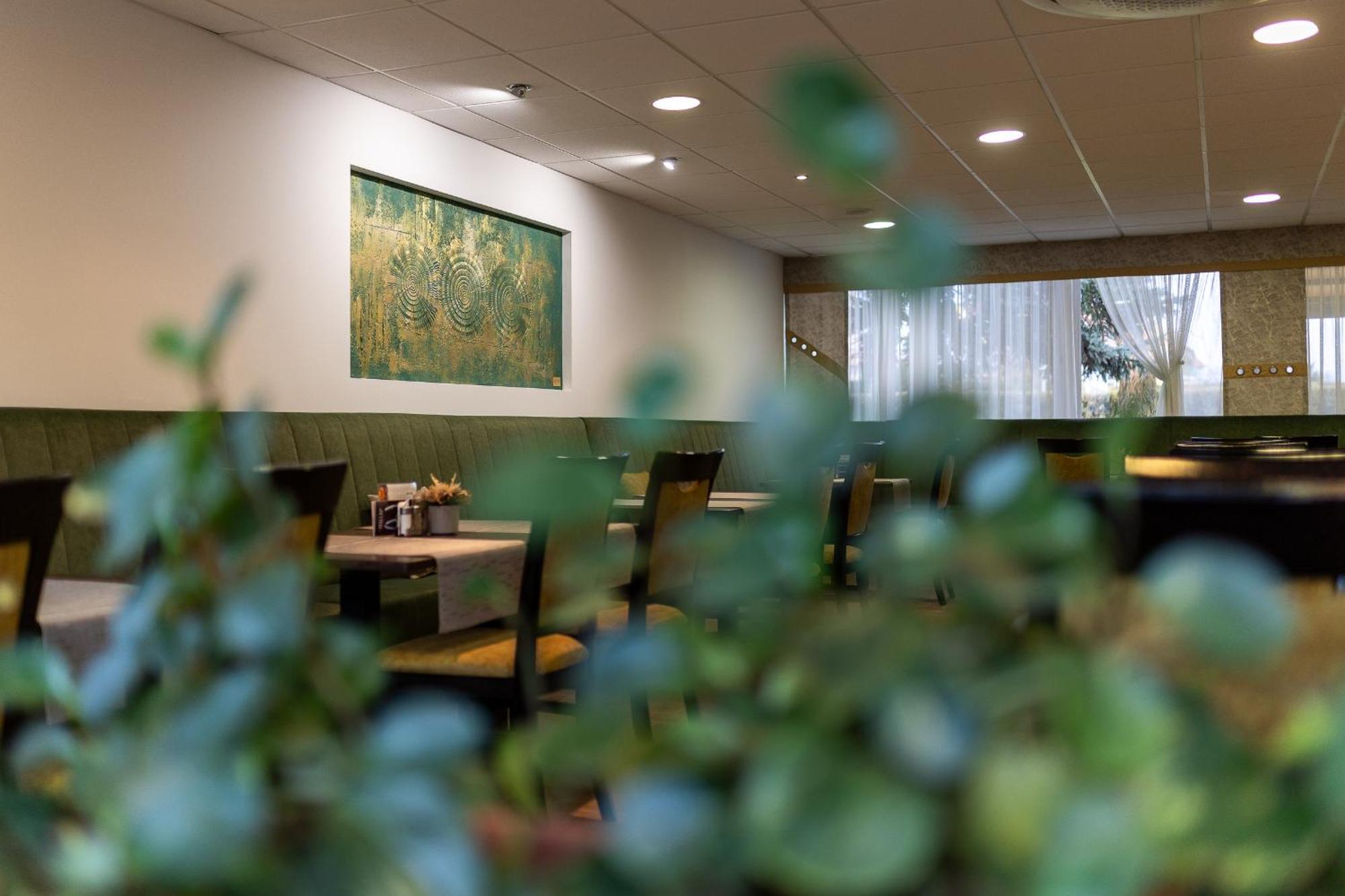 זלקרוס Art Hotel Superior מראה חיצוני תמונה