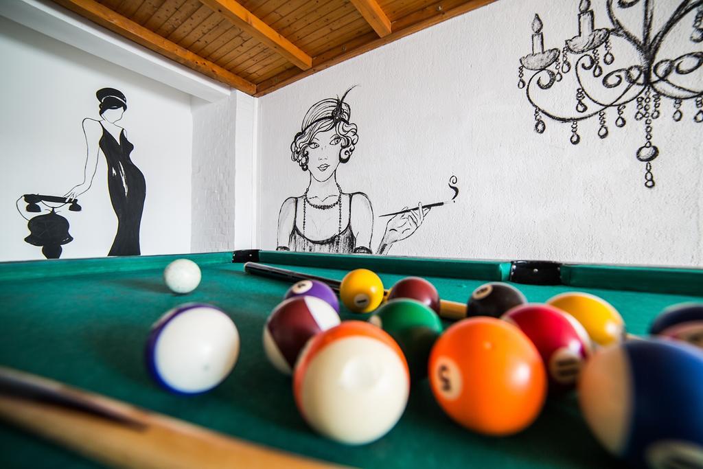 זלקרוס Art Hotel Superior מראה חיצוני תמונה