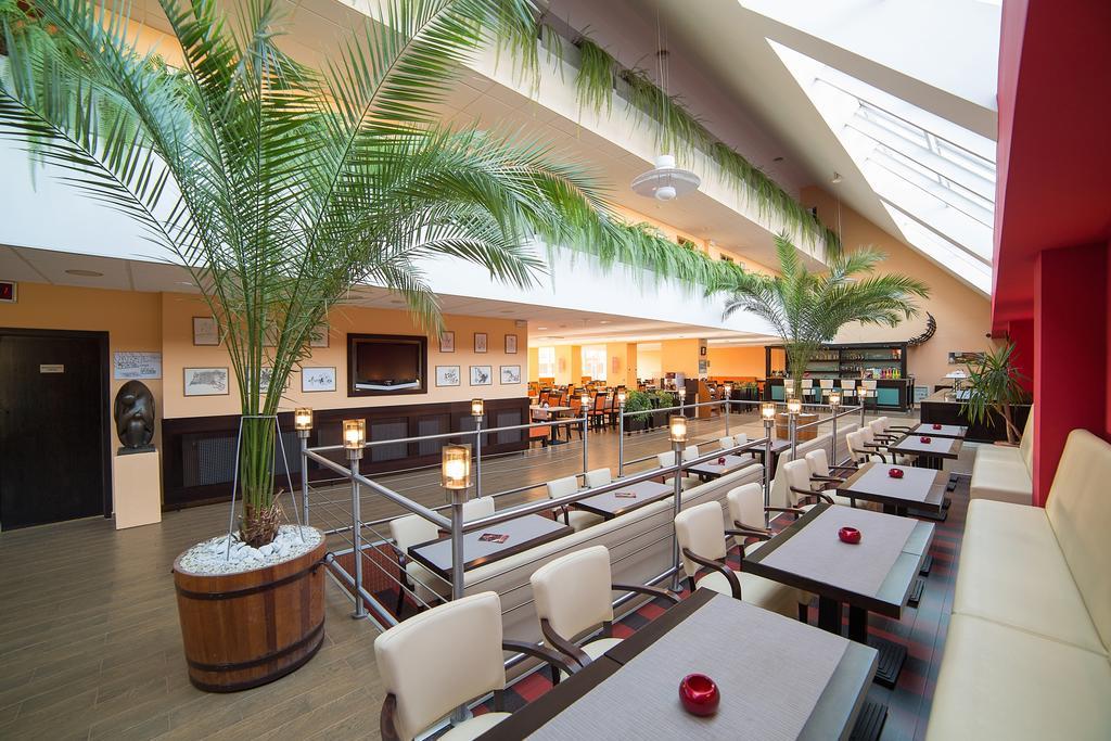 זלקרוס Art Hotel Superior מראה חיצוני תמונה